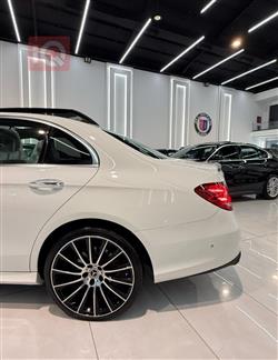 مرسيدس بنز E-Class
